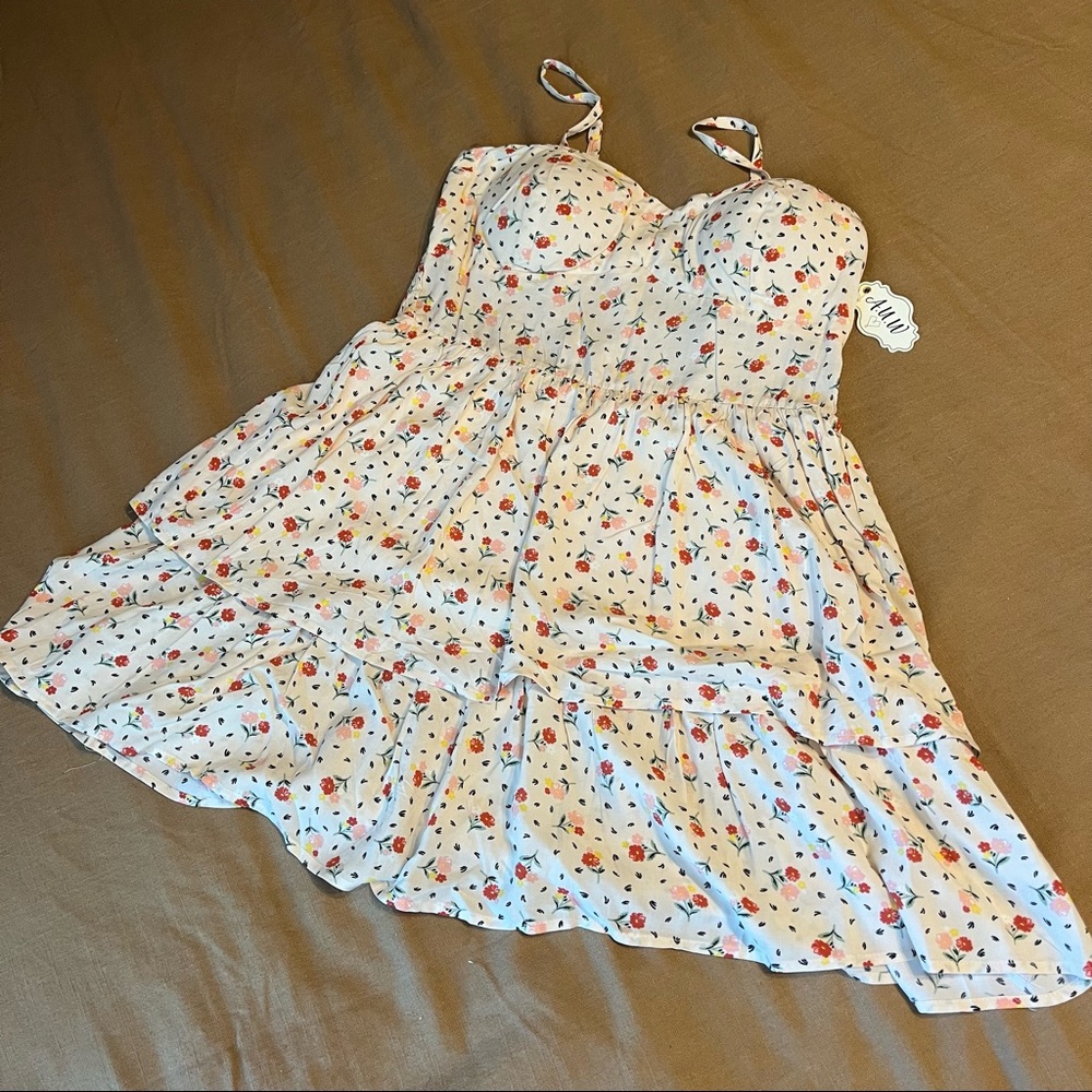 NWT Floral Ruffled Dress